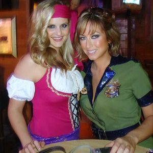 Meet your Posher, Avery